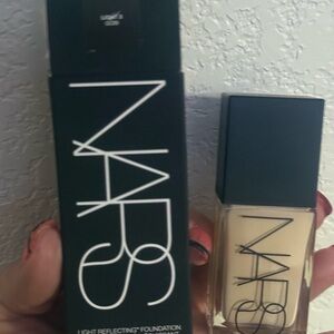 NARS Foundation Bottle in Neutral Beige Tone